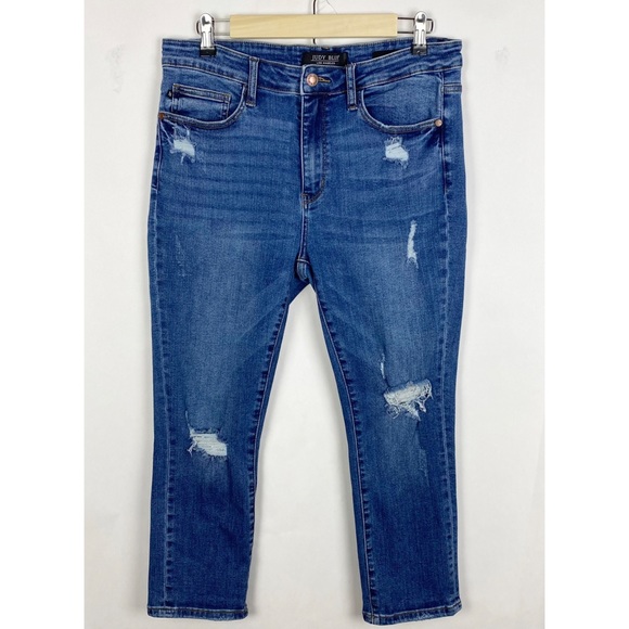 Judy Blue Denim - Judy Blue Capri Fit Distressed Denim Jeans Size 15/32